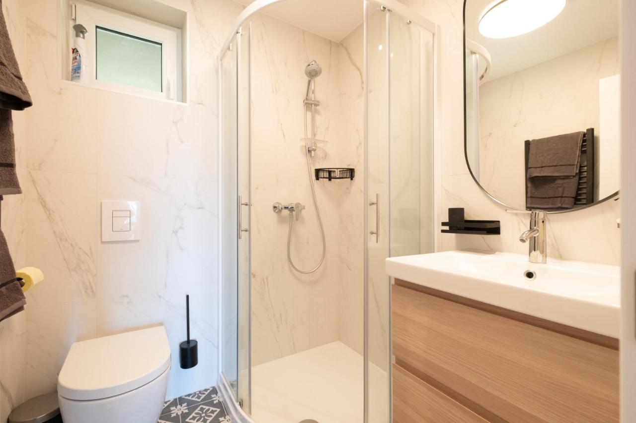 Apartments Pri Fencu เยเซนิตเซ ภายนอก รูปภาพ
