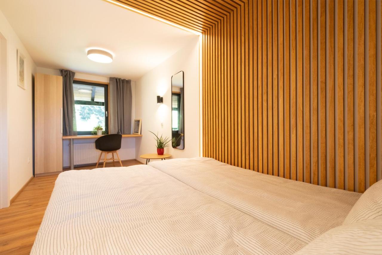 Apartments Pri Fencu เยเซนิตเซ ภายนอก รูปภาพ